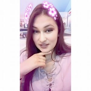 Meet your Posher, Lucero